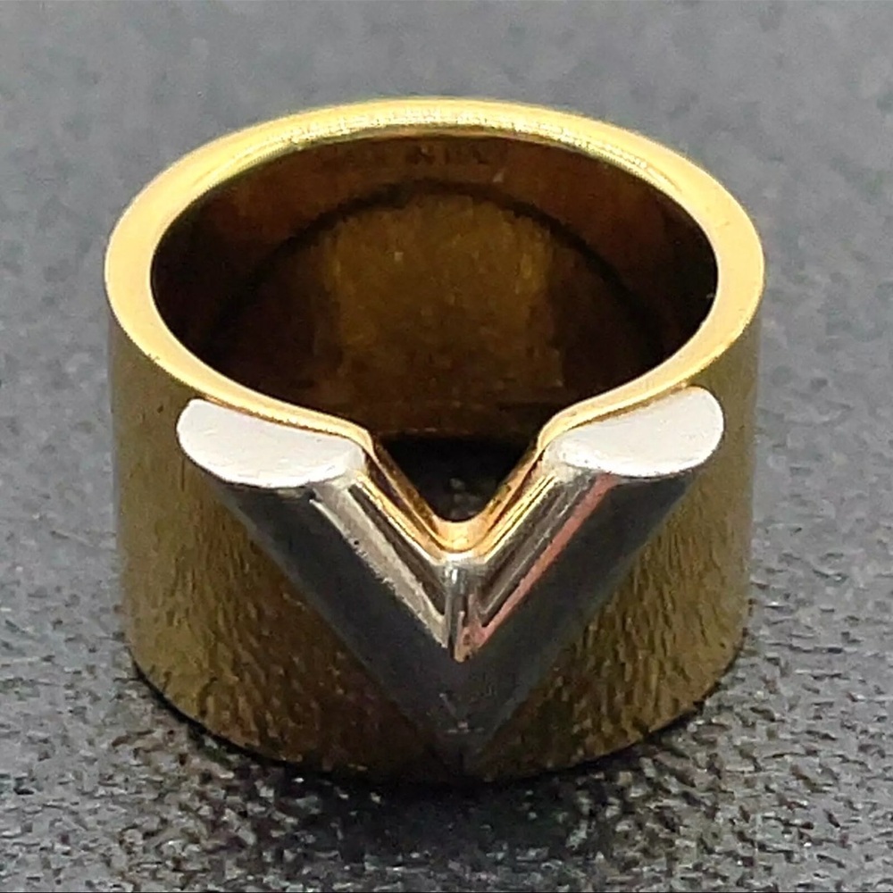 Louis Vuitton Gold Band with Silver V Accent Ring - Picture 2 of 6